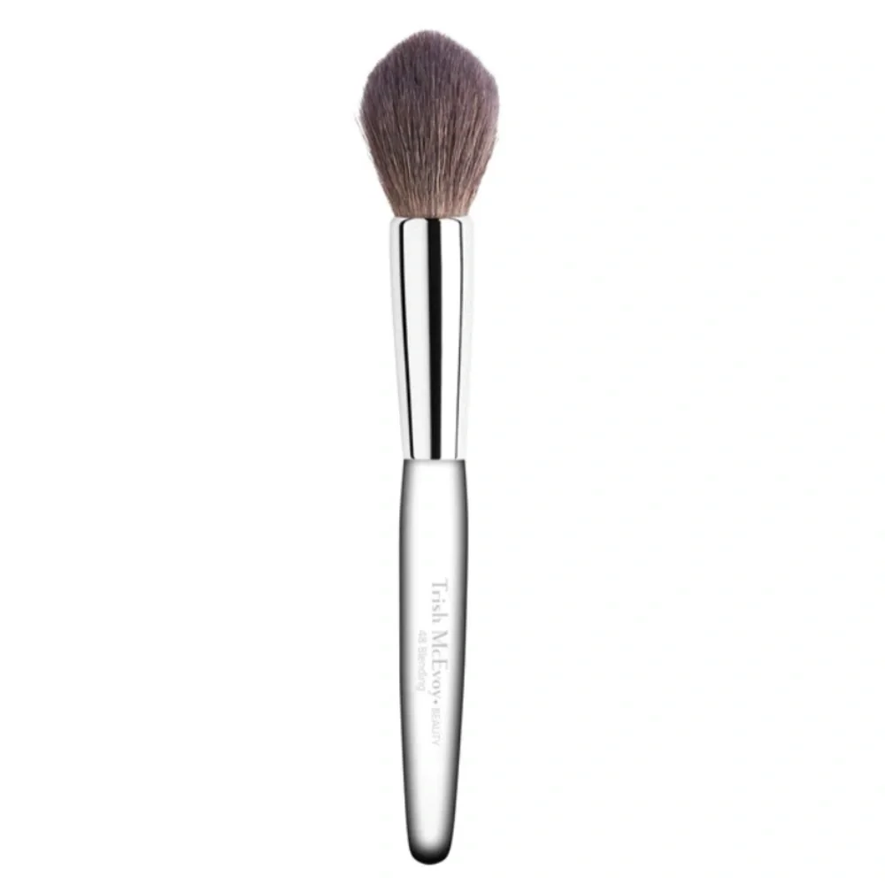 TRISH MCEVOY BRUSH 48 BLENDING BRUSH